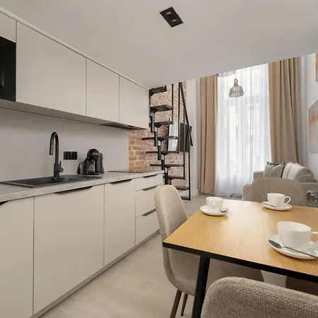 Piekny Apartament Dla 8 Osob Polozony 500 M Od Wroclawskiego Rynku By Renters דירה *