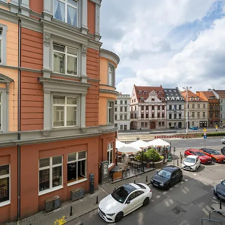 Piekny Apartament Dla 8 Osob Polozony 500 M Od Wroclawskiego Rynku By Renters דירה *